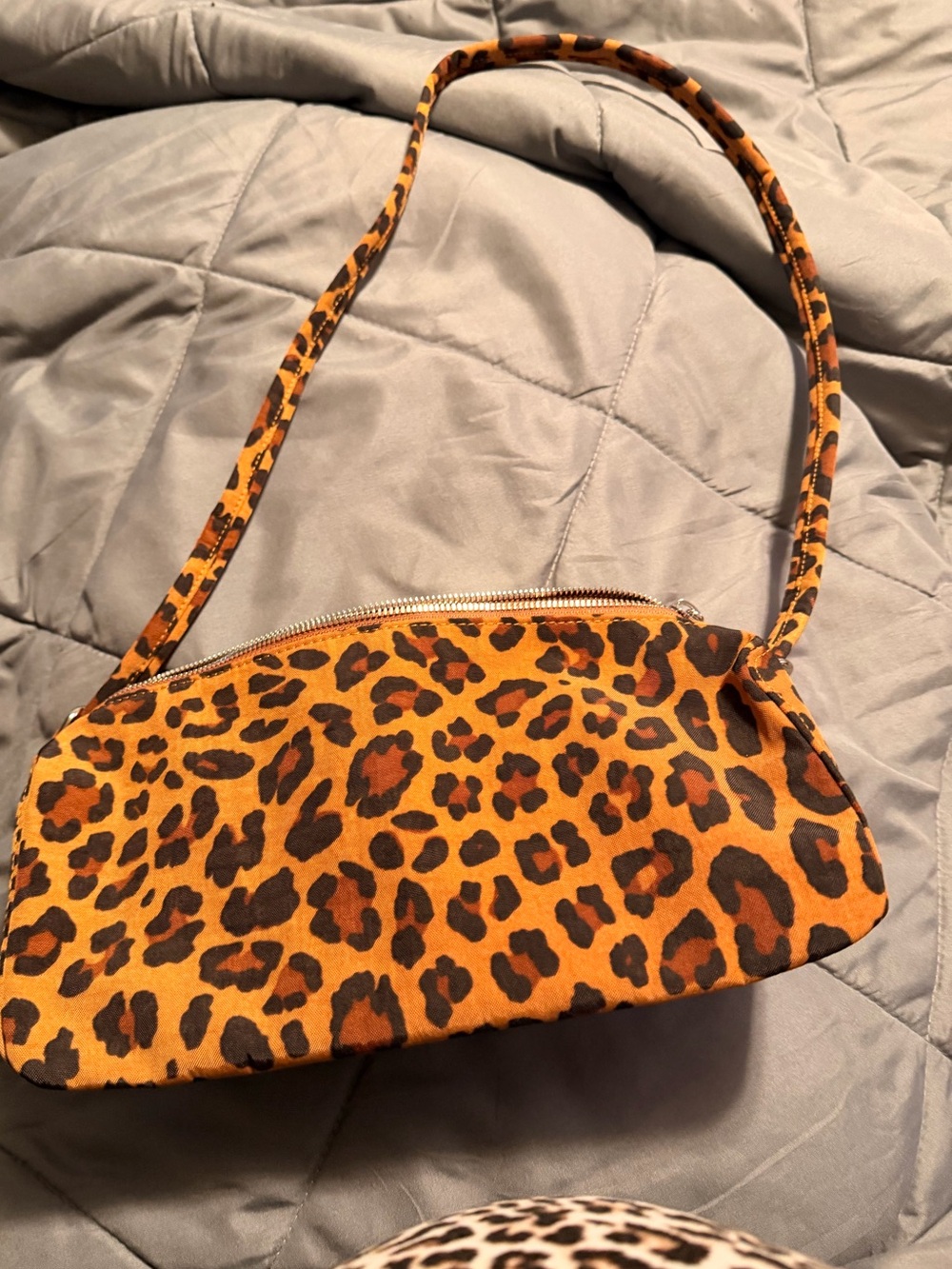 Leopard Baggu loaf bag - Picture 1 of 4